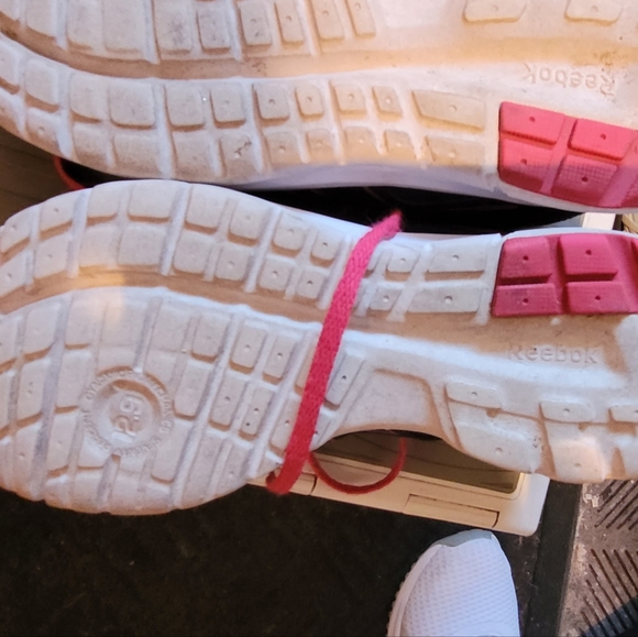 Reebok running shoes / Black & Pink - Picture 5 of 6